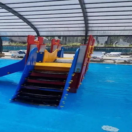 Dom wakacyjny Holiday Xiv